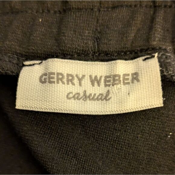 EUC Gerry Weber Casual 10 Casual Stretch Skirt with Sparkly Gold Side Stripes - Picture 8 of 8